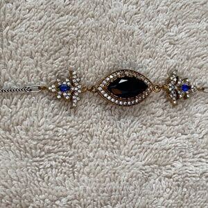 Fantastic Blue & White Sapphire Sterling Silver bracelet Marked 925. Bling